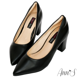 Ann’S加上優雅高跟版-復古皮革沙發後跟尖頭鞋-黑