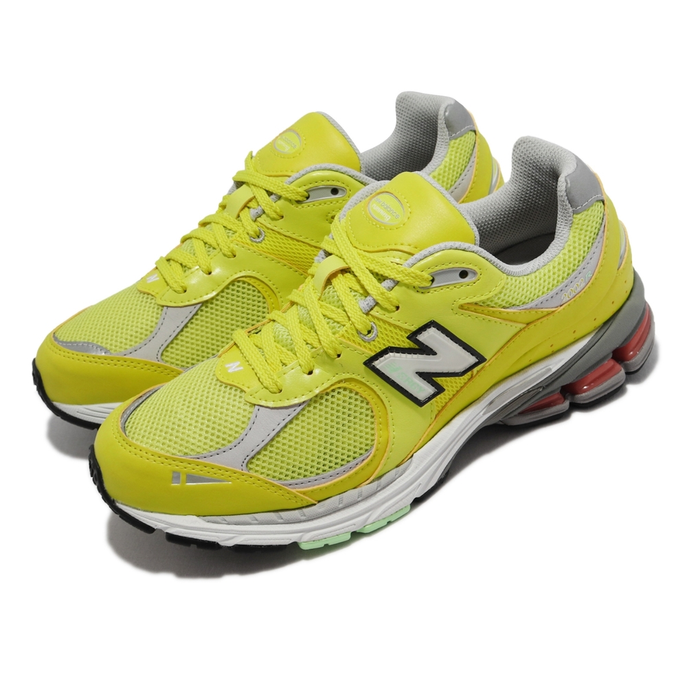 New balance 休閒鞋2002R 男鞋紐巴倫復古皮革反光穿搭推薦黃銀M2002RLC