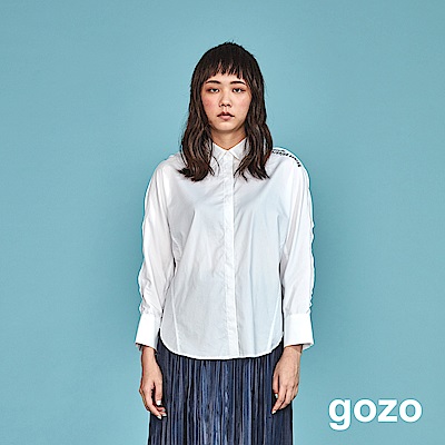 gozo 個性波浪拼接造型襯衫(白色)