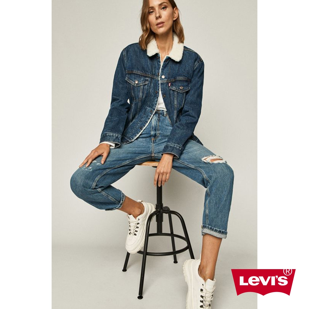 Levis 女款 牛仔外套 Boyfriend寬鬆版型 精工深藍染水洗 Serpa棉花絨