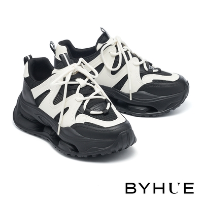 休閒鞋 BYHUE 簡約率性線條拼接綁帶牛皮軟芯厚底休閒鞋－黑