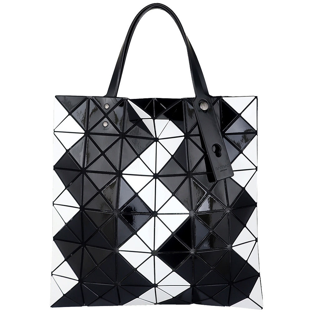 ISSEY MIYAKE 三宅一生BAOBAO 亮面跳色三角格6x6手提包(黑白) | 手提包