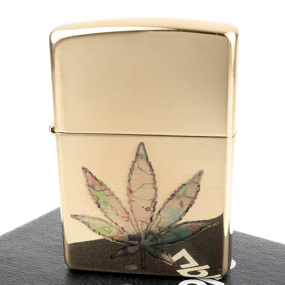 ZIPPO 美系~Pot Leaf Fusion-大麻葉圖案打火機