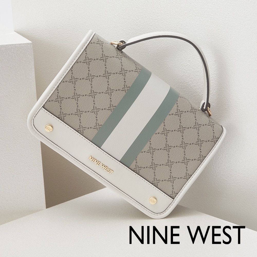 NINE WEST EMERY 經典LOGO直紋斜背包-拼接綠(125421)