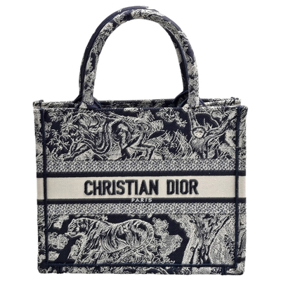 Dior 經典BOOK TOTE系列動物主題圖案刺繡帆布手提托特包(小_藍色)