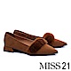 低跟鞋 MISS 21 復古質感貂毛條帶羊麂皮尖頭低跟鞋－咖 product thumbnail 1
