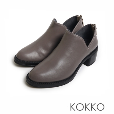 KOKKO都會美型V字尖頭後拉鍊式踝靴駝灰色