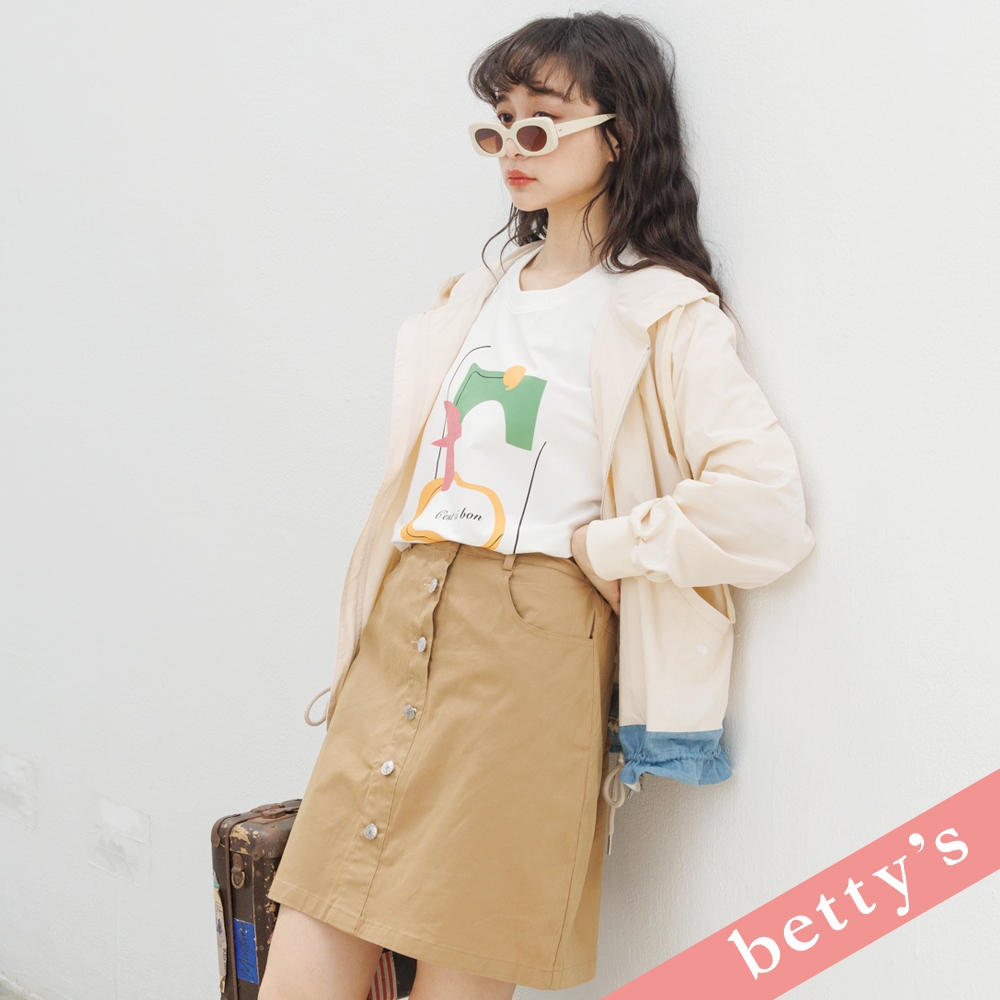 betty’s貝蒂思　腰鬆緊點點排釦短裙(深卡其)