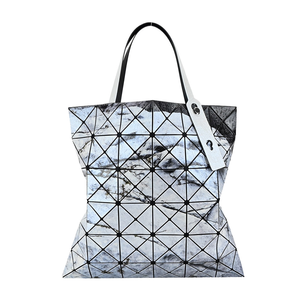 ISSEY MIYAKE 三宅一生BAOBAO 6x6 仿石紋浮雕手提包-白| 購物包/ 肩