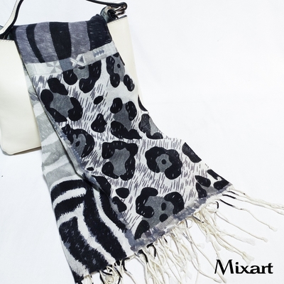 KeyWear 奇威名品    經典動物紋流蘇圍巾-灰色