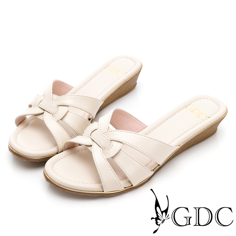 GDC-春夏時髦繽紛實穿編織圓頭真皮低跟簍空楔型拖鞋-米色