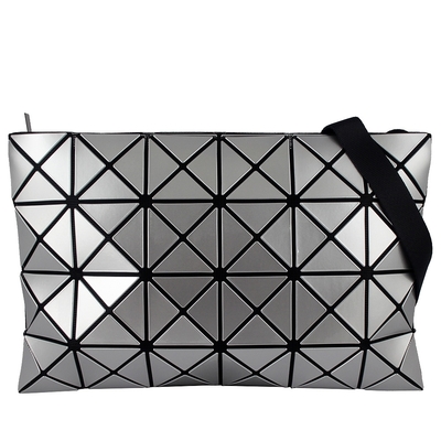 ISSEY MIYAKE 三宅一生 BAOBAO 銀色三角格4x6大型斜背包