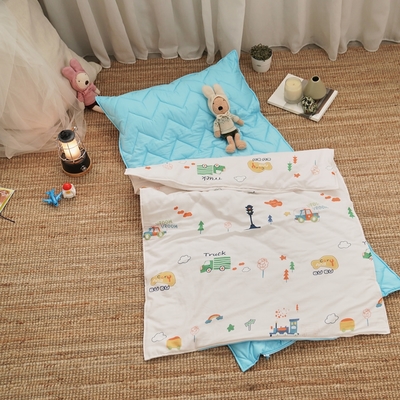 BUHO 便攜式天然純棉透氣雙層紗兒童睡墊四季被三件組-台灣製A/B版設計(童話鎮)