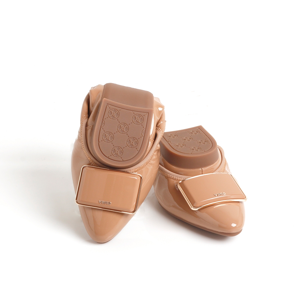 viina 珍妮絲-1-全真皮漆亮面尖頭摺疊平底娃娃鞋-杏(版型偏小1碼) product image 1