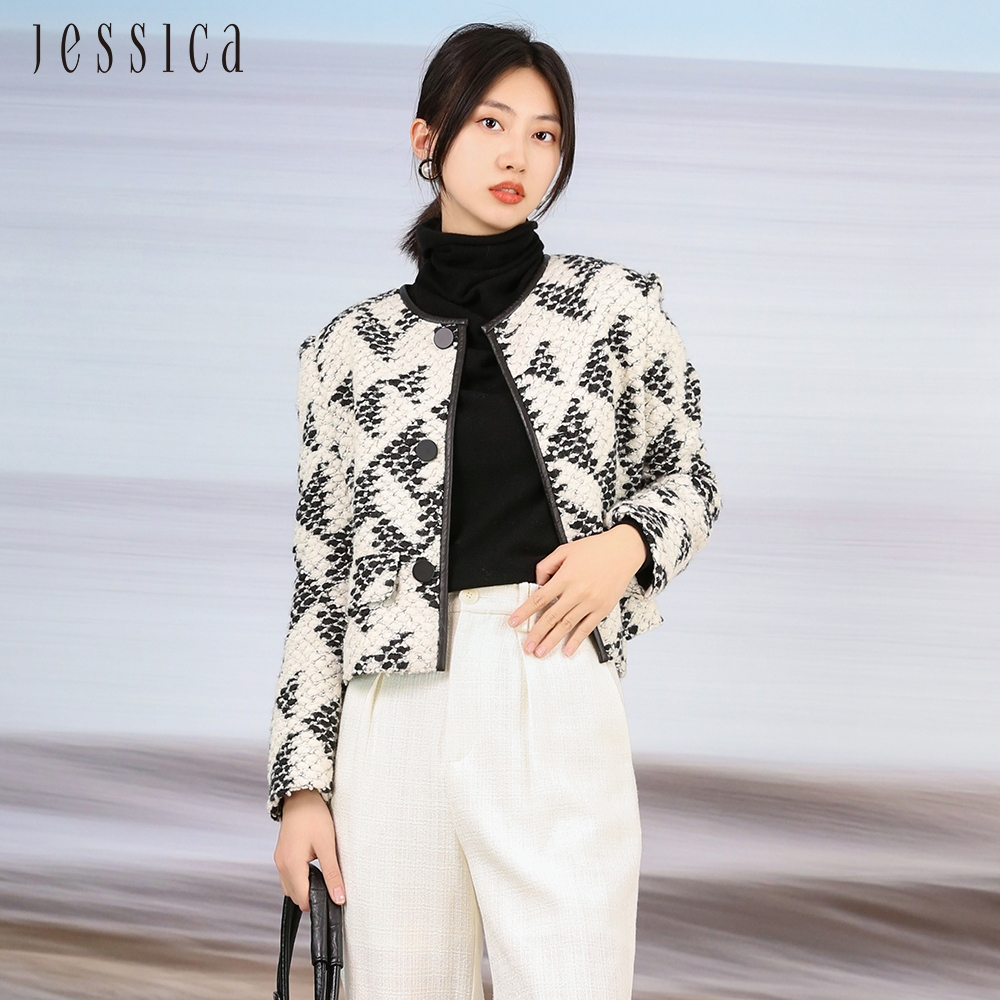 JESSICA - 簡約時尚幾何印花立體毛呢圓領短版外套225101