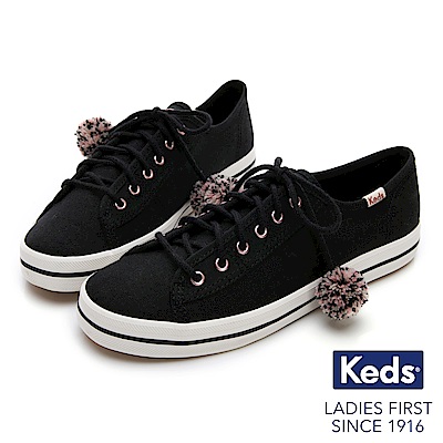 Keds KICKSTART 毛球裝飾綁帶休閒鞋-黑色