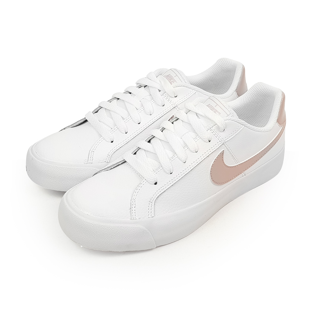 Nike 復古鞋 COURT ROYALE 女鞋