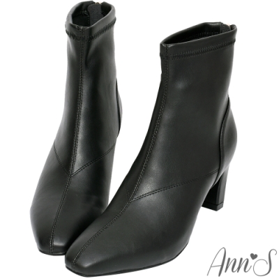 Ann’S充滿自信-美型貼腿剪裁方頭扁跟短靴-黑