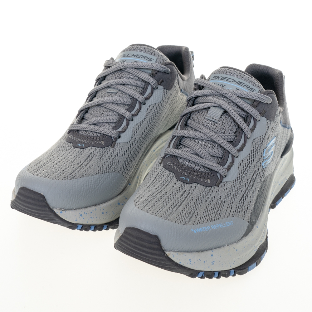 SKECHERS 女戶外越野系列 D'LUX TRAIL 防潑水 - 180500GRY