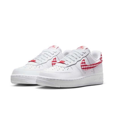 NIKE 休閒鞋 女鞋 運動鞋 AF1 WMNS AIR FORCE 1 07 ESS TREND 白紅 DZ2784-101