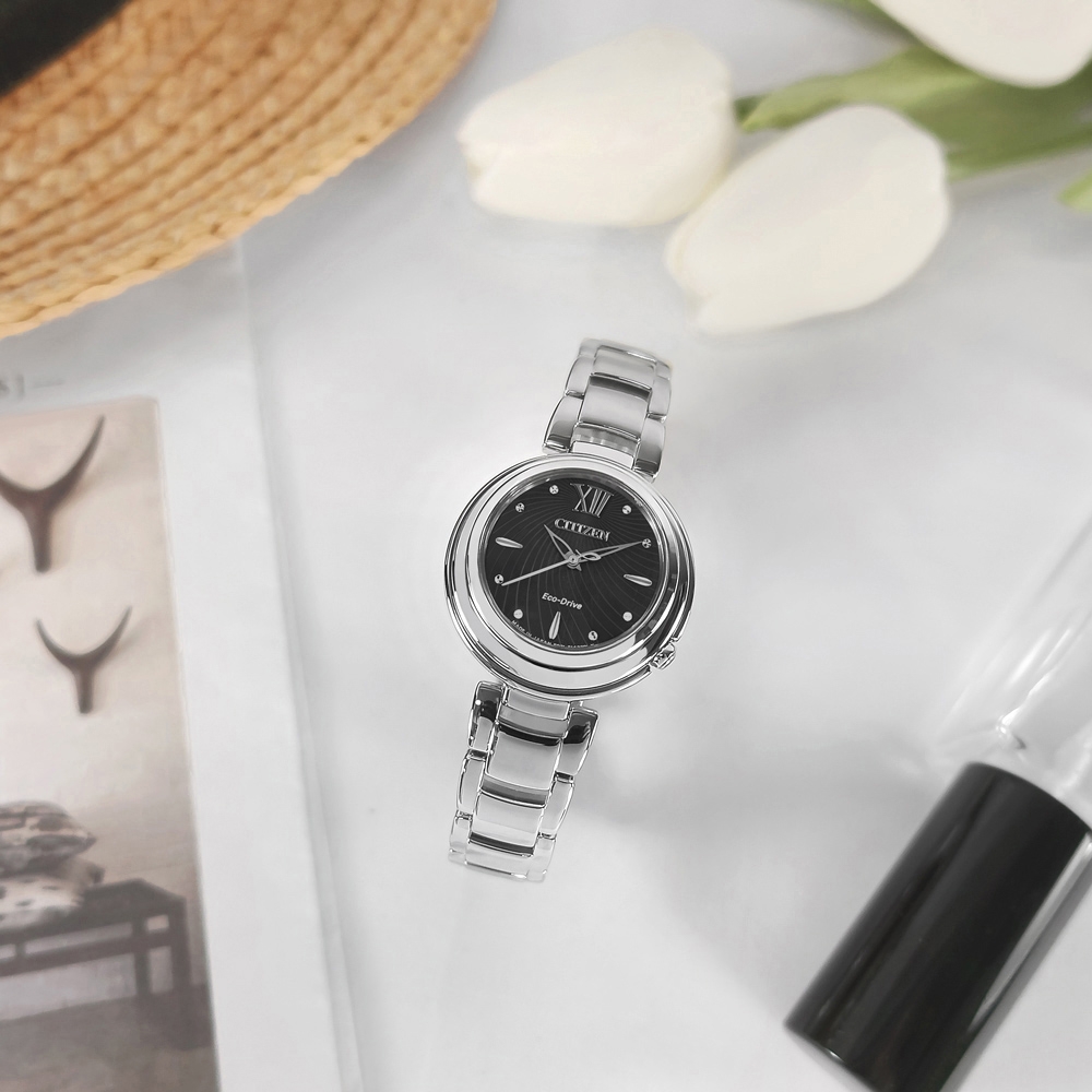 CITIZEN / L 光動能 優雅迷人 晶鑽 流線型錶盤 藍寶石水晶玻璃 不鏽鋼手錶-黑色/30mm