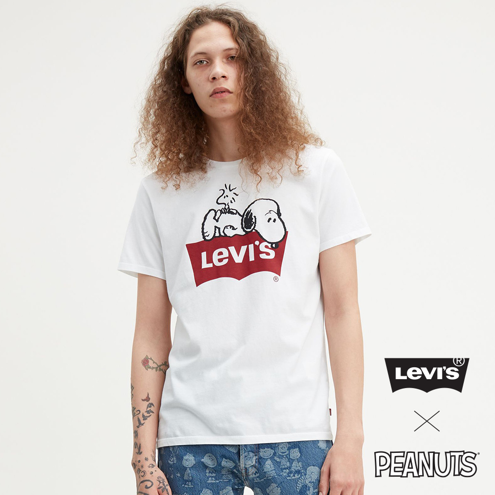 levis snoopy tee