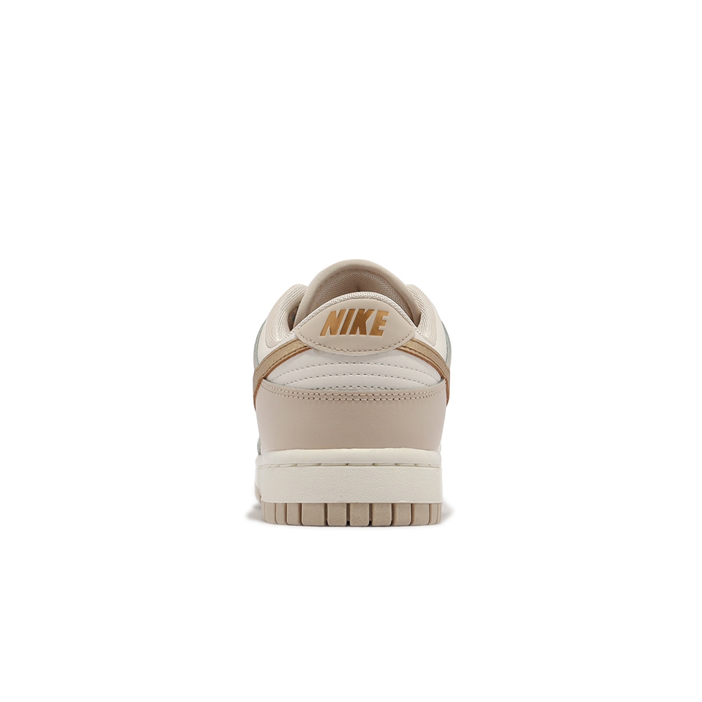 Nike Wmns Dunk Low ESS Trend 奶茶金勾女鞋Gold Swoosh 休閒鞋DX5930