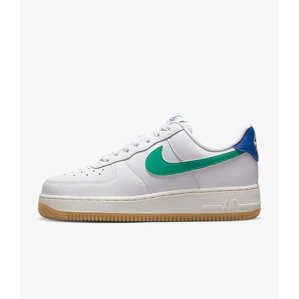 NIKE WMNS AIR FORCE 1 07 AF1女休閒鞋-白綠-DD8959110