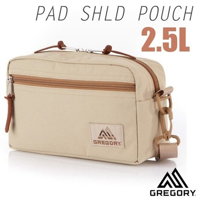 【GREGORY】PAD SHOULDER POUCH 2.5L 可調式側背包(M).郵差包.斜背包_65380-D434 漠沙色