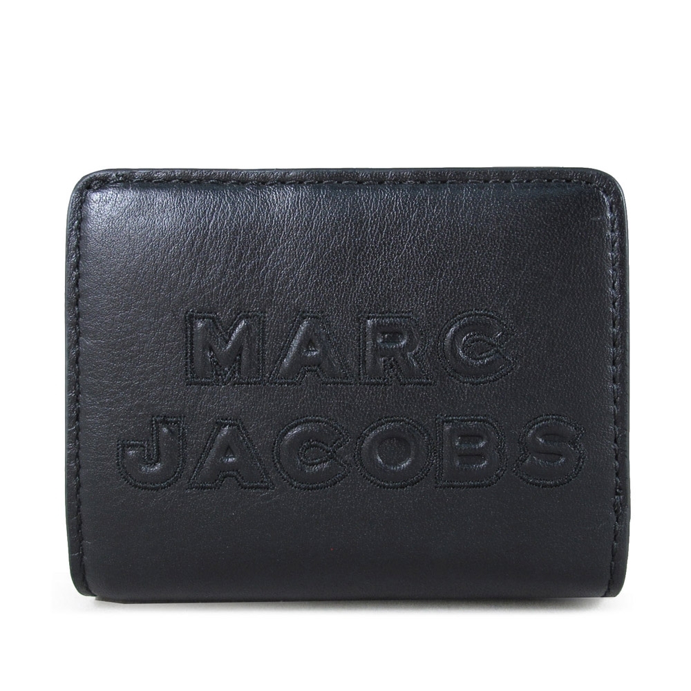 MARC JACOBS 浮雕LOGO全皮革壓扣式對開短夾(黑色)