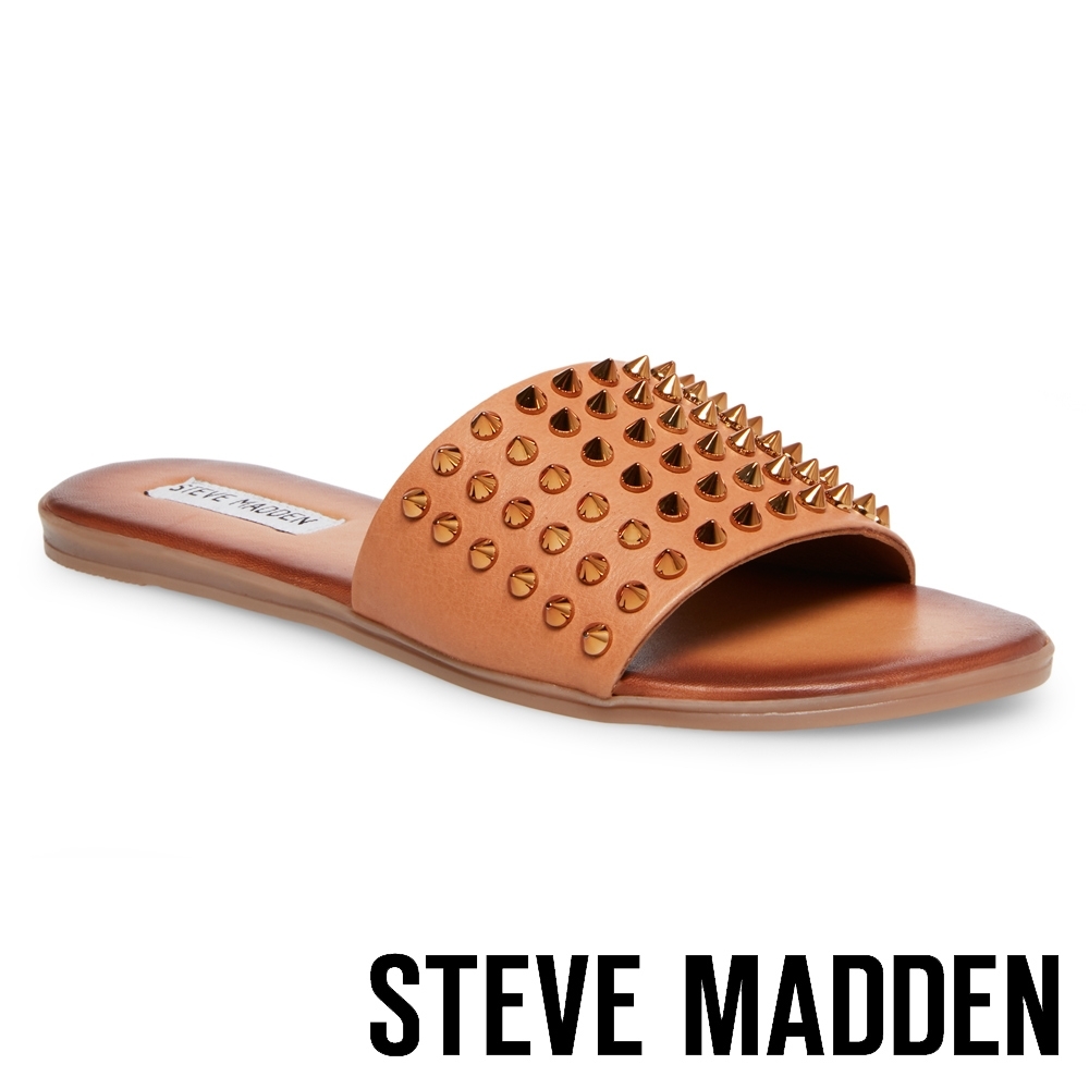 STEVE MADDEN-FARRYN 帥氣皮革鉚釘一字拖鞋-棕色