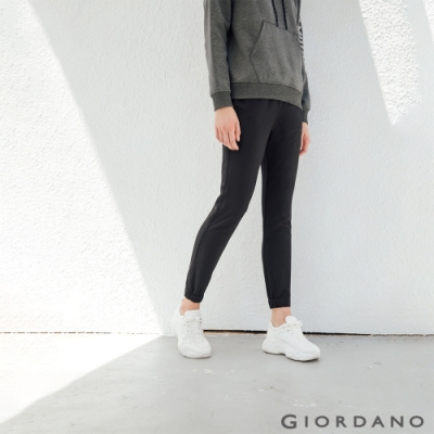 GIORDANO  女裝3M抗汙透氣素色抽繩運動束口褲-09 標誌黑