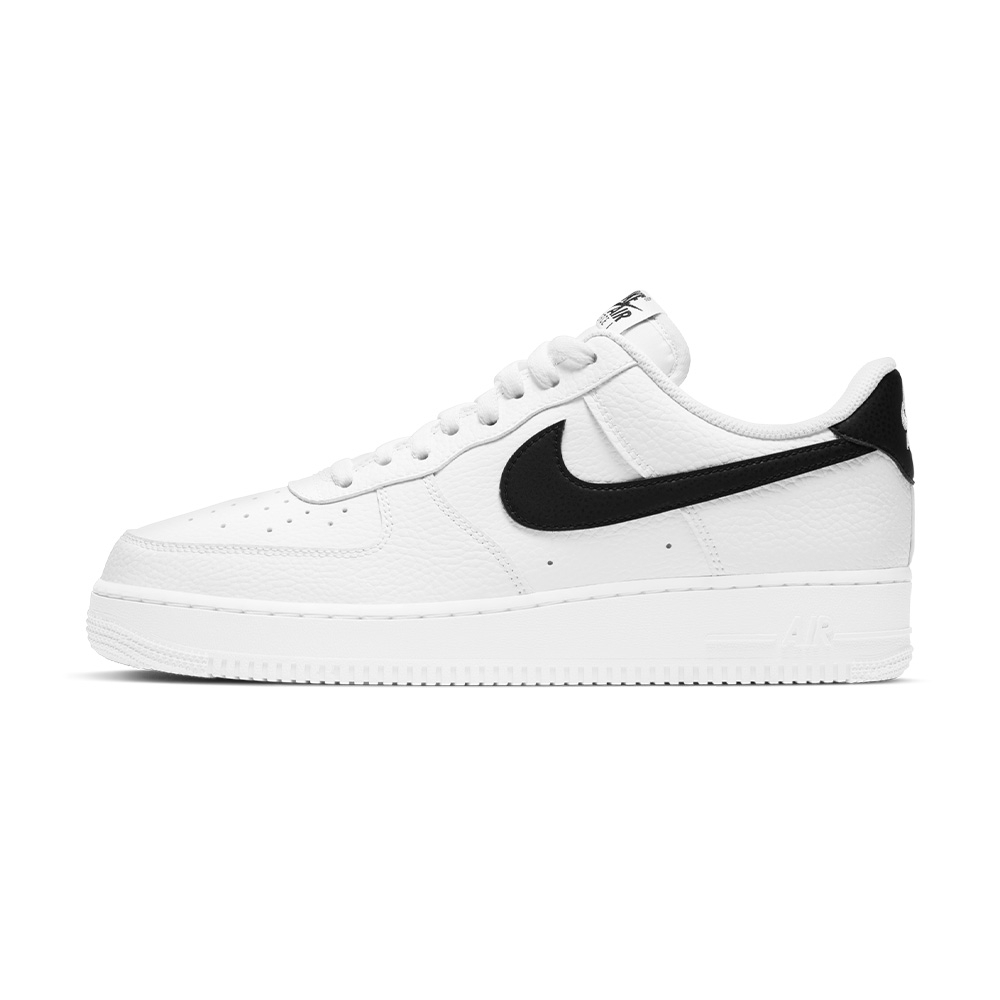 【NIKE】Air Force 1 '07 男鞋  荔枝皮 經典 運動 休閒鞋 白黑色-CT2302-100