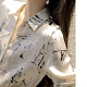 JILLI-KO 歐風素描印花絲質襯衫- 白色 product thumbnail 1