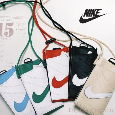 Nike 手機斜背包 Premium Phone Crossbody Bag 可觸控 可調背帶 小包 單一價 N101003609-1OS