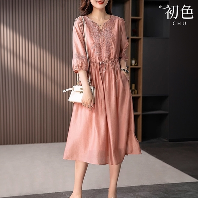 初色 純色刺繡系帶收腰顯瘦五分袖連衣裙連身洋裝長洋裝-粉色-33689(M-2XL可選)