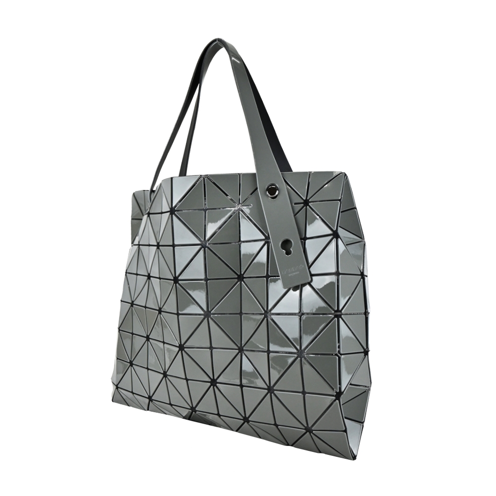 ISSEY MIYAKE 三宅一生BAOBAO 8x10金屬光澤肩背包-二色選| 購物包/ 肩