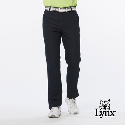 【Lynx Golf】男款彈性舒適天絲棉後袋蓋設計素面基本款平口休閒長褲-深藍色