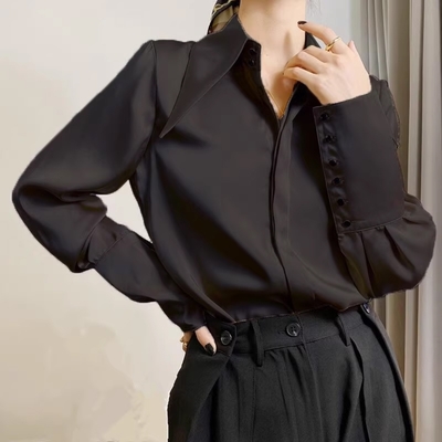 【LANNI 藍尼】現+預 緞面時尚法式大領OL襯衫(休閒/正式/OL/長袖上衣)