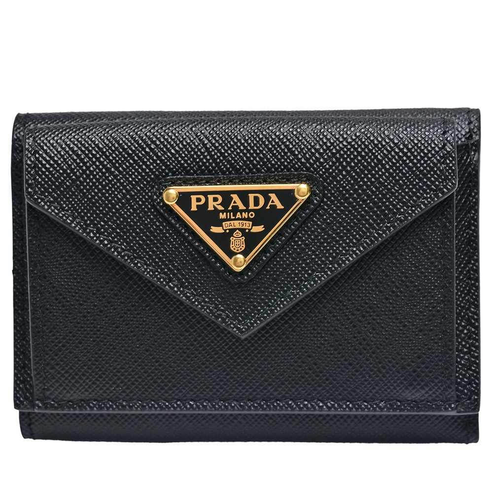 PRADA SAFFIANO金色浮雕LOGO防刮牛皮信封型暗釦三折短夾(黑色)