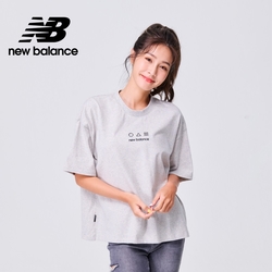 [New Balance]圓領寬鬆短袖上衣_女性_淺灰色_WT31524S