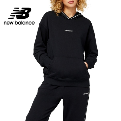 [New Balance]字母滾邊連帽長袖上衣_女性_黑色_AWT23516BK