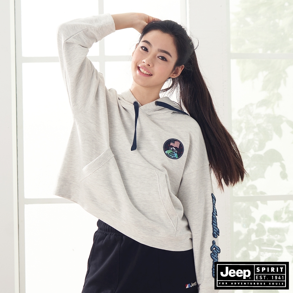 Jeep 女裝 素面短版寬鬆長袖連帽T恤-淺灰色