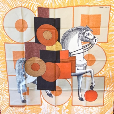HERMES 愛馬仕最新話題款雙面大方絲巾-優雅騎士(橘色)(90*90)