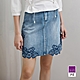ILEY伊蕾 高雅率性精緻花卉刺繡棉質牛仔短裙(藍色；M-XL)1223168208 product thumbnail 1