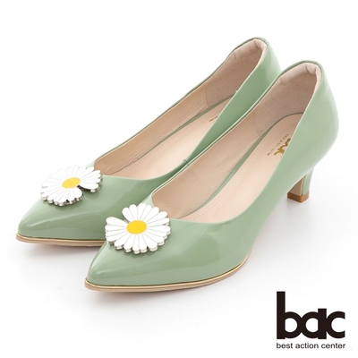 【bac】時髦尖頭小雛菊裝飾漆皮中跟鞋-果綠