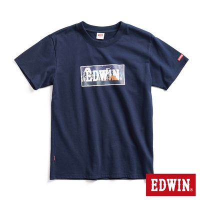 EDWIN 露營系列 富士山腳營地LOGO印花短袖T恤-男-丈青色