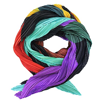 ISSEY MIYAKE 三宅一生MONTHLY SCARF PP四褶素面斜紋圍巾(彩黑)