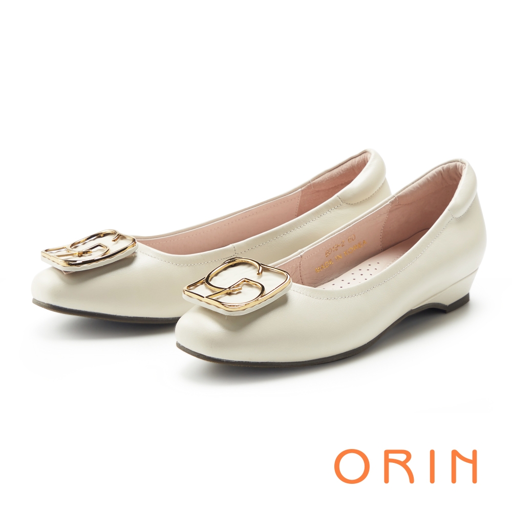 ORIN 造型簍空金屬釦環真皮 女 低跟鞋 白色