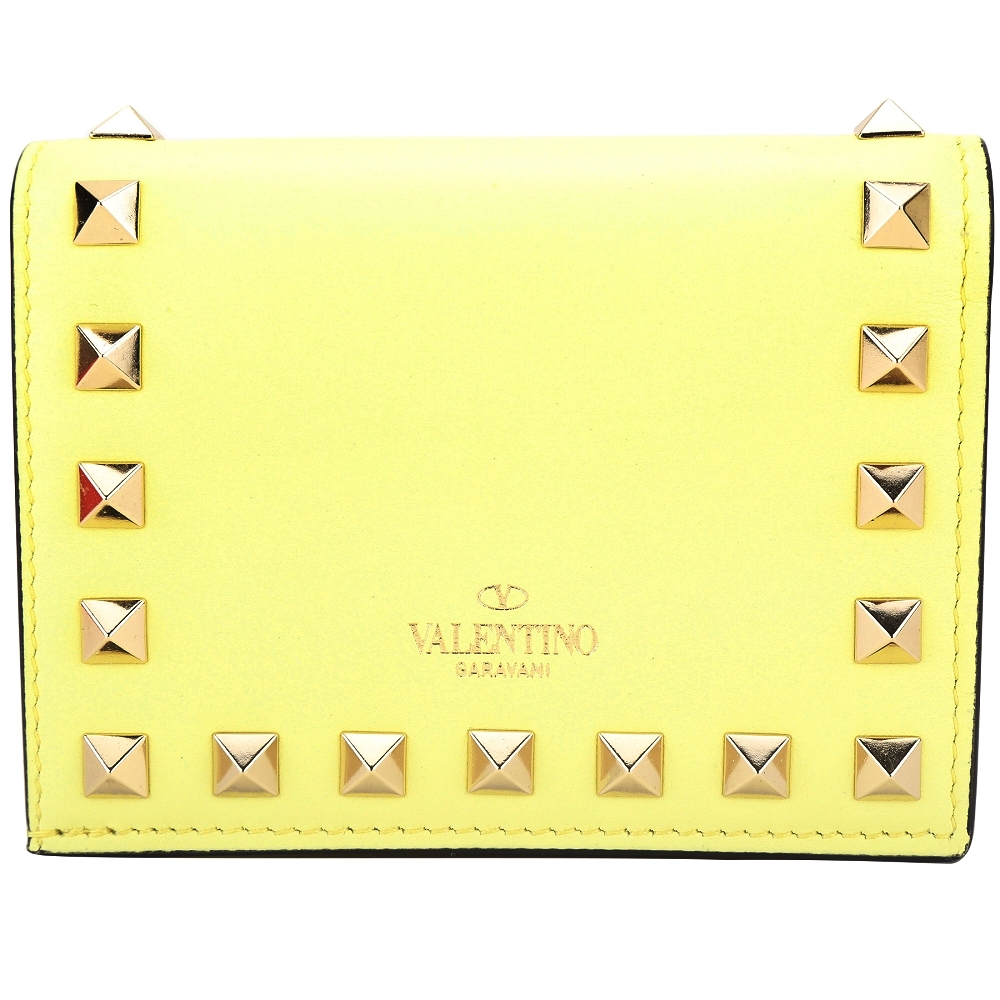 VALENTINO Rockstud 鉚釘荔紋小牛皮對折釦式短夾(檸檬黃)